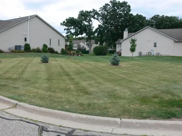 15611 Bethany Ct, South Beloit, IL 61080