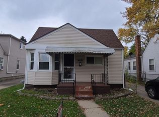 17852 Toepfer Dr, Eastpointe, MI 48021