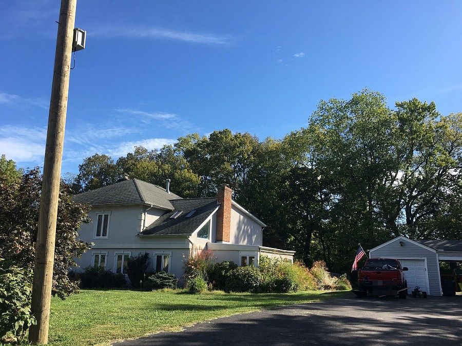2nd image of 1870 Wiltshire Blvd
