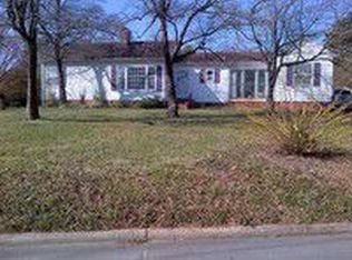 1407 Courtland Ave, Reidsville, NC 27320