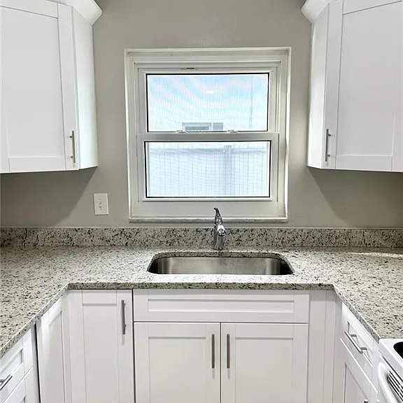 2505 SE 16th Pl #2 — Photo 10