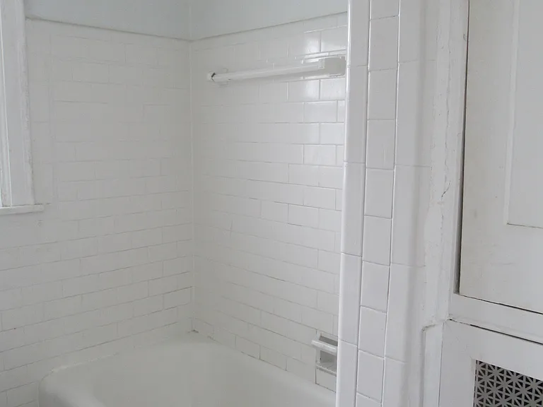 559 Kenmore Ave #1 — Photo 18