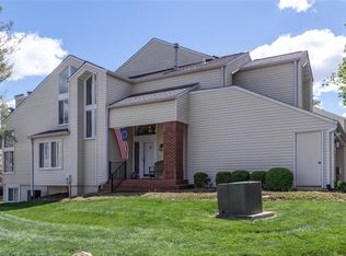 622 Highview Circle Dr, Ballwin, MO 63021