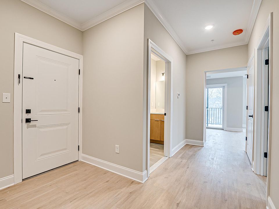 1st image of 158 Durham Ave #10937936