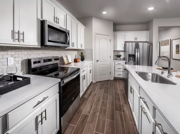 917 Telford Dr, Vacaville, CA 95687