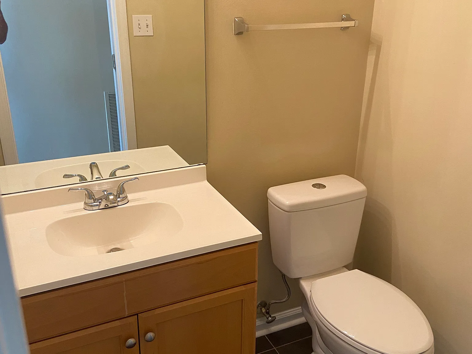 1106 Pinoak Dr — Photo 4