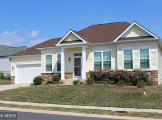 43 Seaton Ln, Charles Town, WV 25414