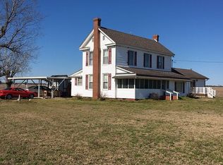 2444 White Plains Rd, Engelhard, NC 27824