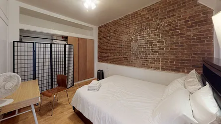 Rented by Flatiron Real Estate Advisors LLC