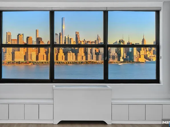 7004 Boulevard East #T3, West New York, NJ 07093