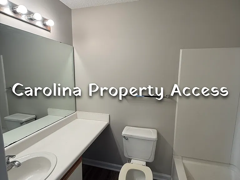 1401 Collegiate Cir #202 — Photo 24