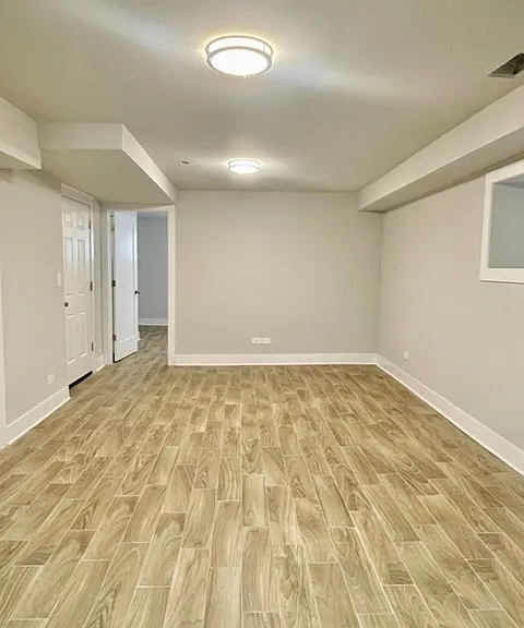 4450 N Winchester Ave #G — Photo 10