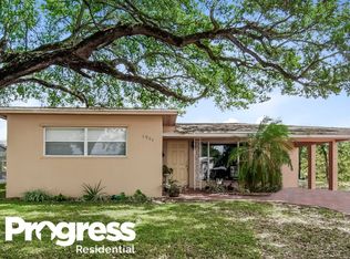 6904 SW 11th St, Hollywood, FL 33023