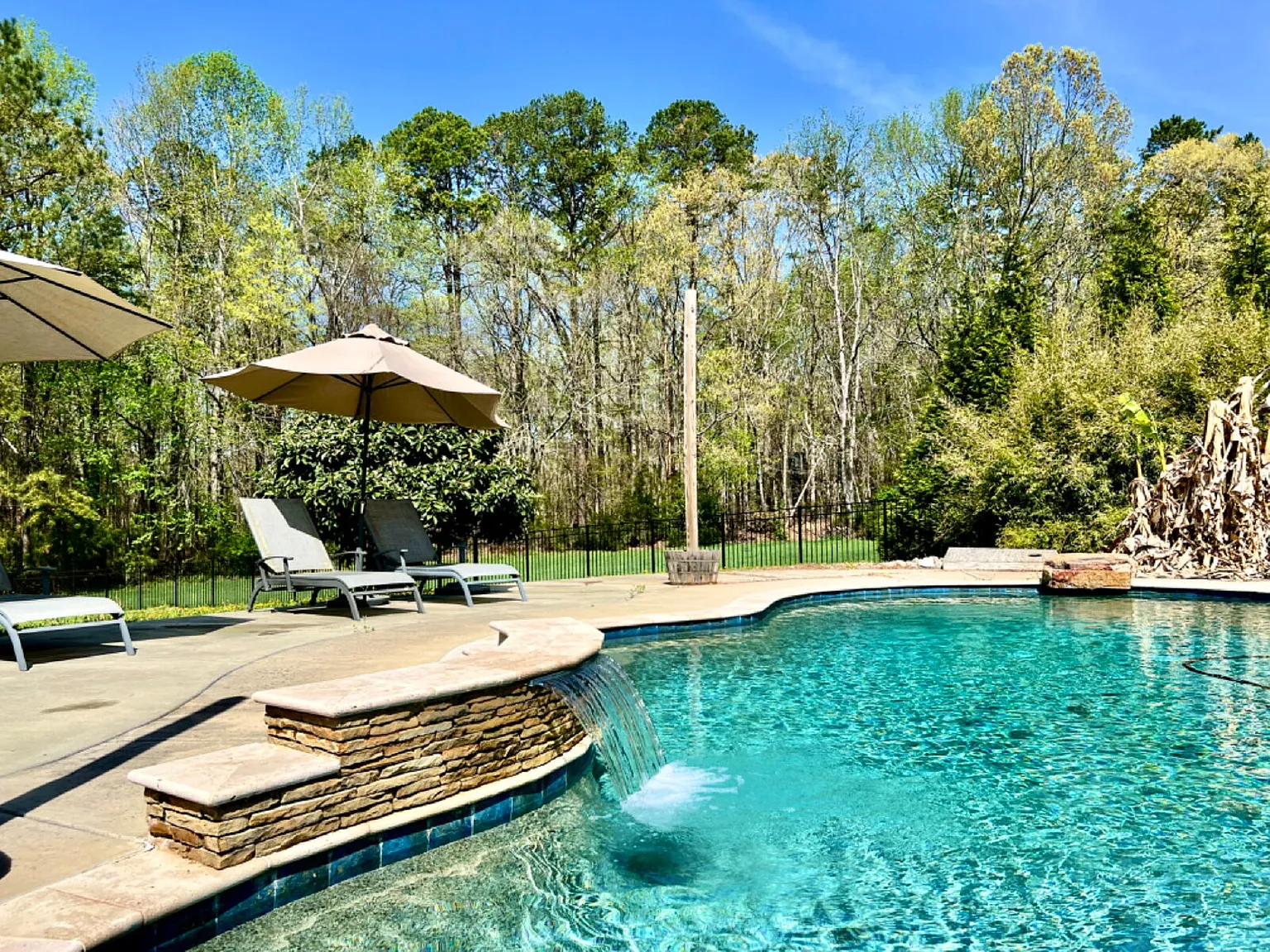 4 bed, 3.5 bath, 3476 sqft, $5,000 — Photo 2