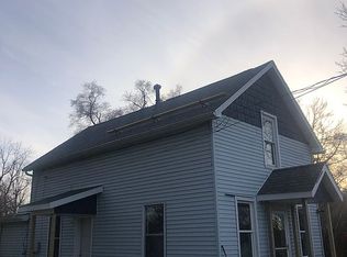 104 Grove St, Kingsbury, IN 46345