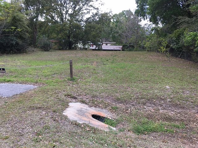 1st image of 219 Belle Dr