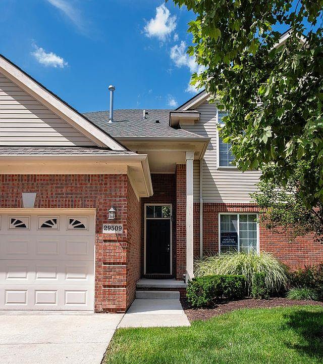 29509 Woodpark Cir, photo 26
