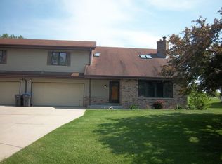 14565 W Janice Pl, New Berlin, WI 53151
