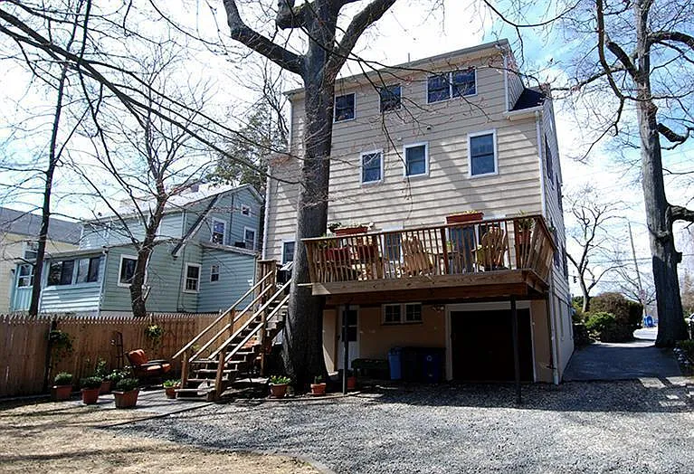 1864 Palmer Ave — Photo 32