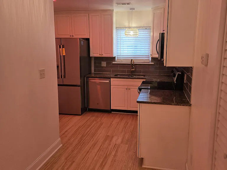 2515 Arkansas Ave #A — Photo 2