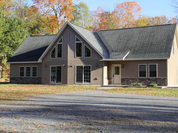 89 Drake Road, Madison, ME 04950