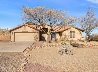 7516 S Rockwood Dr, Hereford, AZ 85615