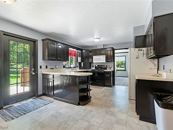 5th image of 1139 Bristol Champion Townline Rd NW