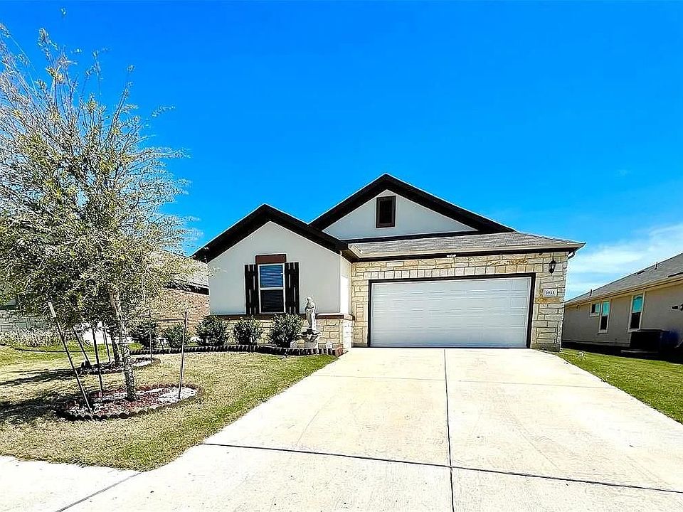 1st image of 5933 Agostino Dr