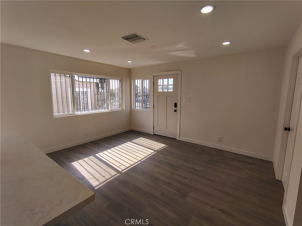 1st image of 231 E Century Blvd