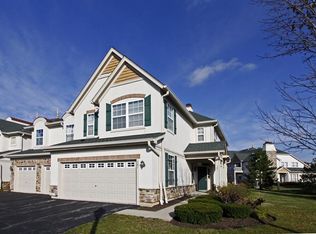 307 Bay Tree Cir, Vernon Hills, IL 60061