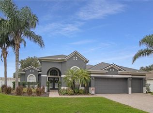 608 Alexandria Place Dr, Apopka, FL 32712