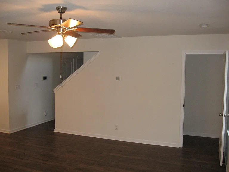 219 Venard Way — Photo 48