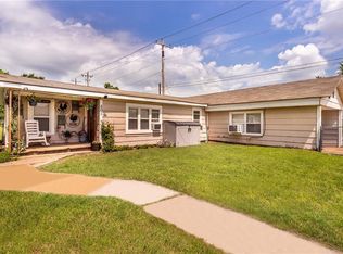 401 SW 1st St, Tuttle, OK 73089