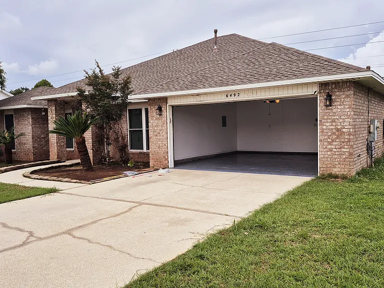 6492 Sarasota St — Photo 46