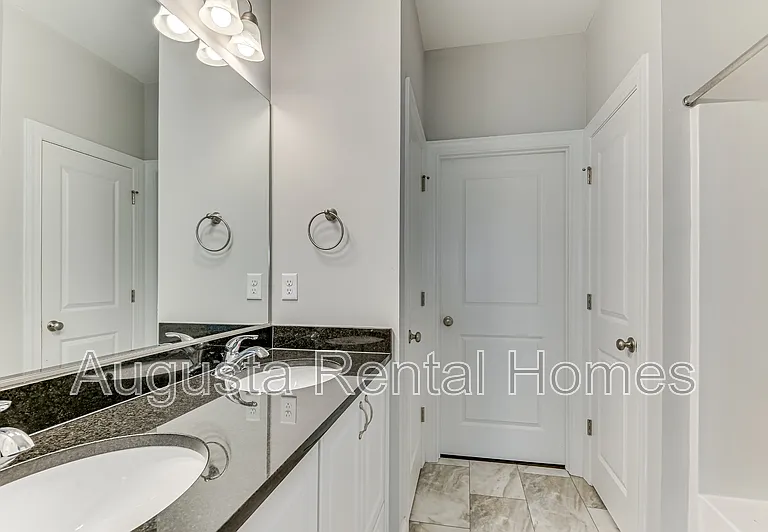 5107 Heathbrook Dr — Photo 20