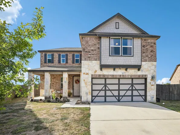 1719 Foxglove Cir, Lockhart, TX 78644