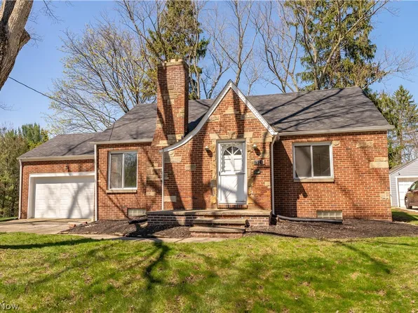 1521 Edgemoor Ave, Akron, OH 44313