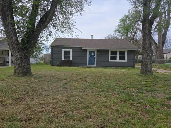 1111 E 10th Ave, Hutchinson, KS 67501