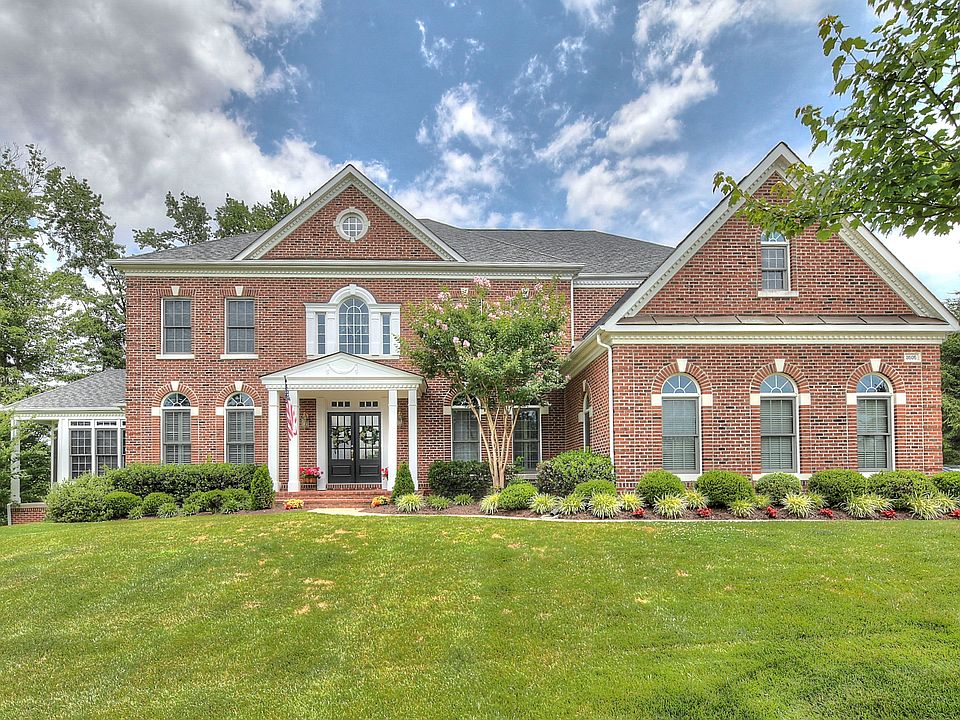 1st image of 3505 Rose Crest Ln