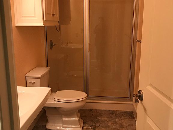 5th image of 123 San Chez Dr