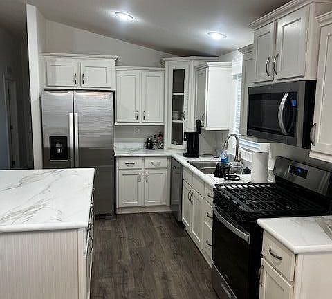 4th image of 18 Red Mesa Ave #4