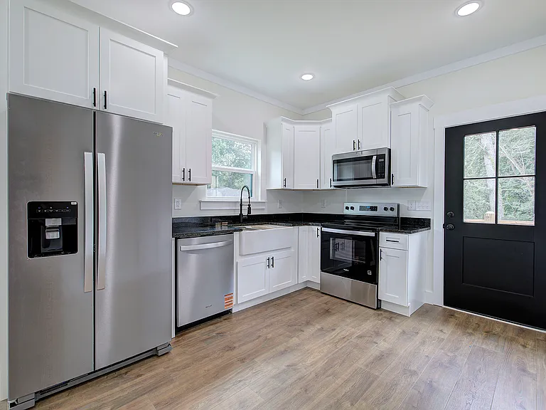 124 Robinhood Dr SE #B — Photo 20