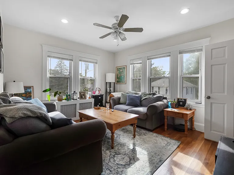 39 McDonald St #41 — Photo 4