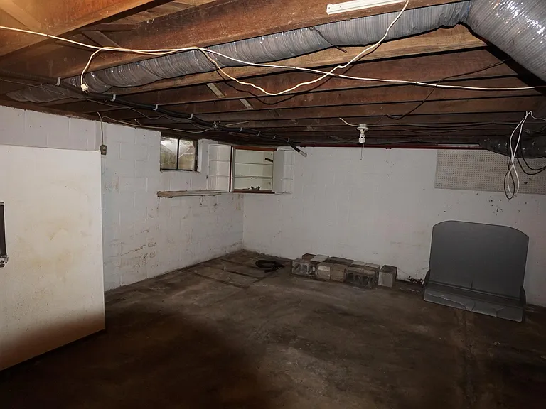 405 Bondsville Rd — Photo 18