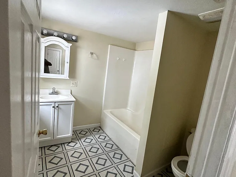 113 Pine St NE — Photo 7