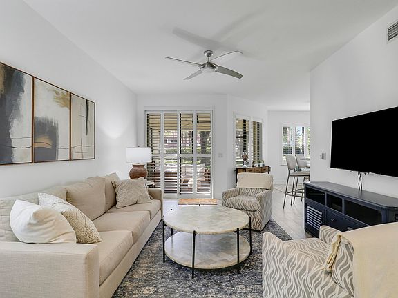4th image of 303 Sea Oats Drive #A