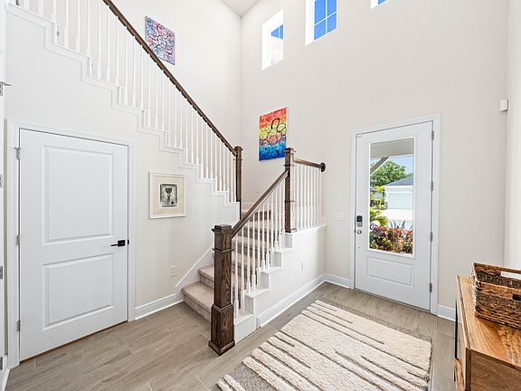4th image of 2523 Fireflag Ln