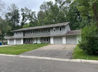 5387 Wedgewood Dr, Excelsior, MN 55331