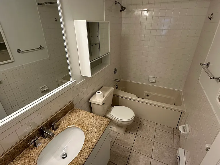 8 Haviland St #A — Photo 9