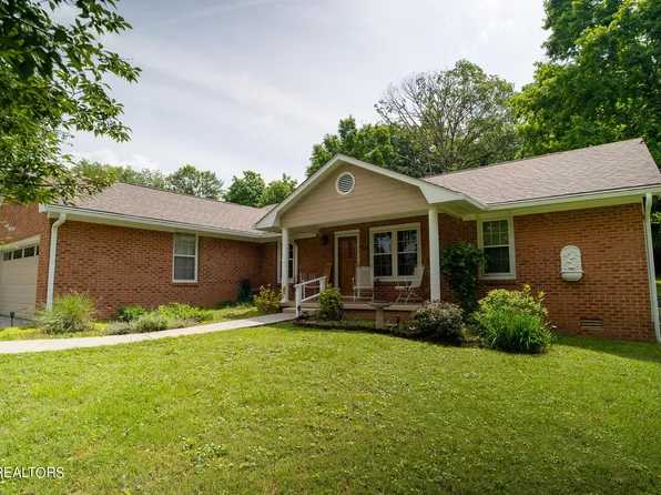 104 Naueda Dr, Knoxville, TN 37912